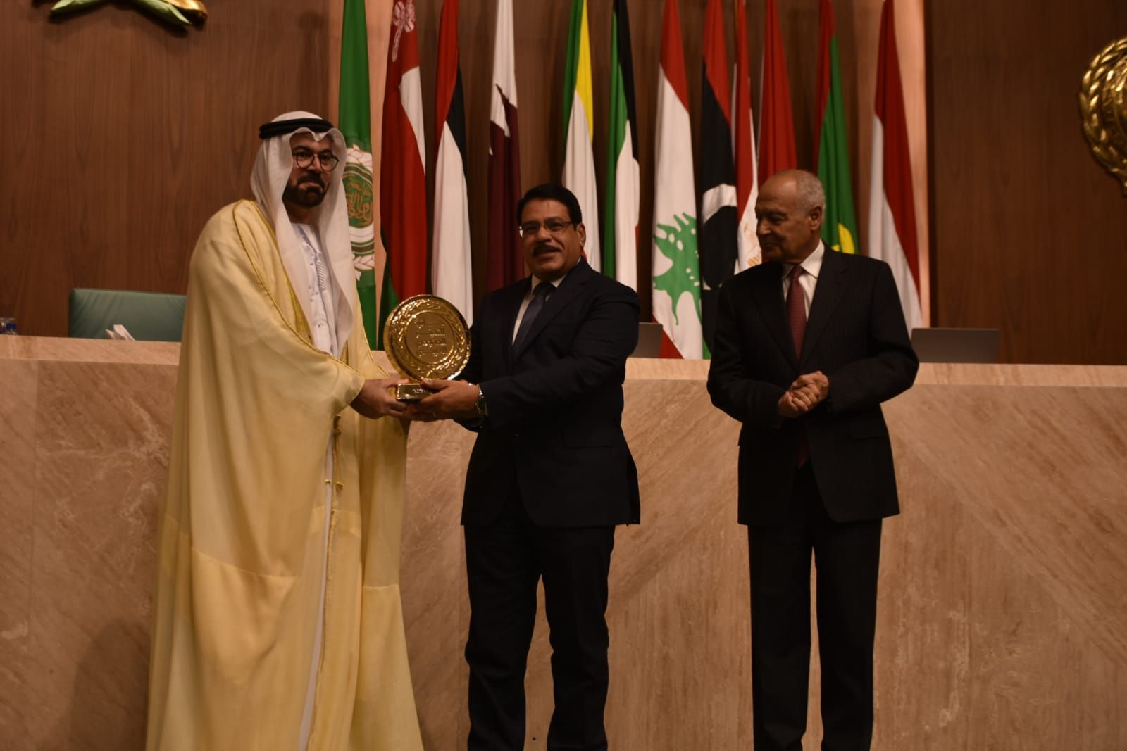 جائزة أفضل مشروع حكومي عربي لتطوير البنية التحتية