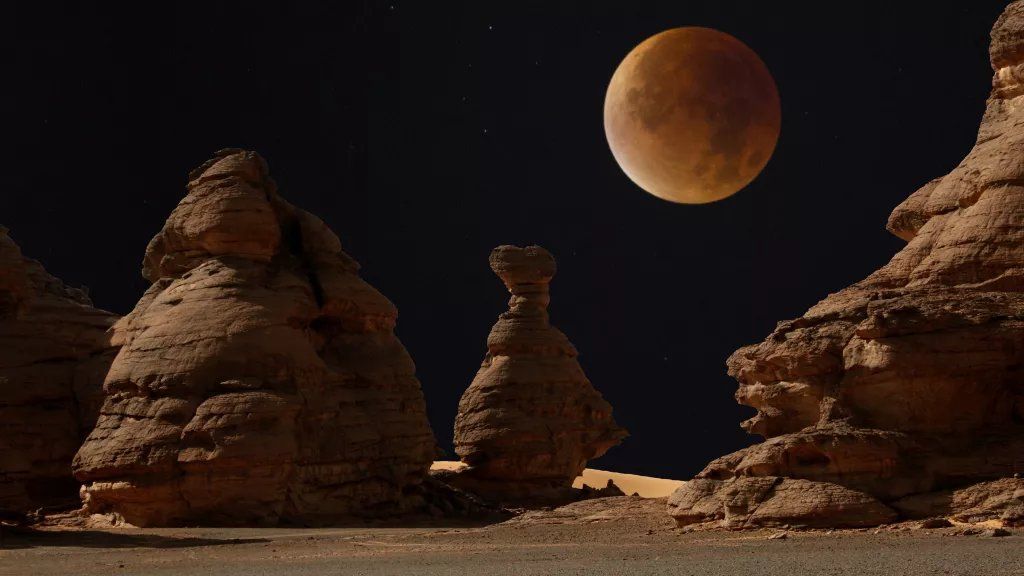 خسوف جزئي للقمر يمكن مشاهدته في سماء السعودية السبت