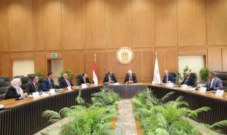 وزير
      التعليم
      العالي
      يترأس
      اجتماع
      مجلس
      أمناء
      جامعة
      جنوب
      الوادي
      الأهليةاليوم
      الأربعاء،
      26
      مارس
      2025
      10:04
      صـ
       
      منذ
      19
      دقيقة
