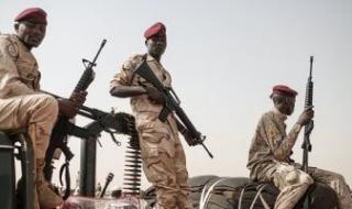 "القاهرة
      الإخبارية":
      انهيار
      الدعم
      السريع
      فى
      كامل
      العاصمة
      السودانية
      الخرطوم