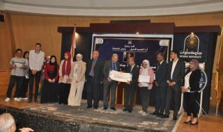 هندسة
      المطرية
      في
      الصدارة
      وطب
      يتقاسم
      المركز
      الأول
      مكرر
      في
      ماراثون
      عباقرة...اليوم
      الخميس،
      10
      أبريل
      2025
      09:16
      صـ
       
      منذ
      4
      دقائق