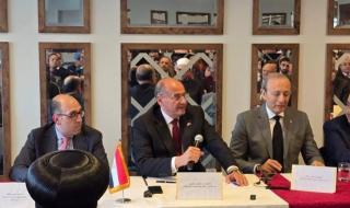 مساعد
      وزير
      الخارجية
      والهجرة
      يلتقي
      بالجالية
      المصرية
      بكندااليوم
      الأحد،
      13
      أبريل
      2025
      12:17
      مـ
       
      منذ
      1
      دقيقة