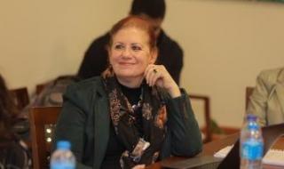 وفاة
      الدكتورة
      ليلى
      البرادعى
      وزوجها
      المهندس
      إبراهيم
      شكرى
      فى
      حادث