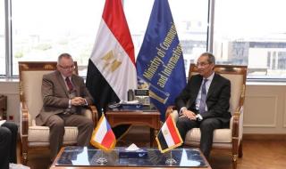 في
      أرض
      القاهرة..
      لقاء
      سفير
      التشيك
      والوزير
      حسن
      الخطيباليوم
      الإثنين،
      21
      أبريل
      2025
      12:30
      مـ
       
      منذ
      ساعة
      48
      دقيقة