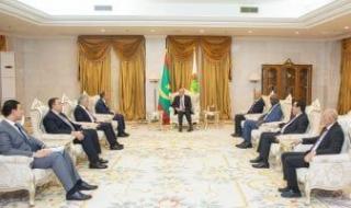 وزير
      الخارجية
      والهجرة
      يسلم
      رسالة
      خطية
      من
      رئيس
      الجمهورية
      إلى
      الرئيس
      الموريتانى