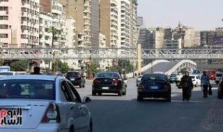 النشرة
      المرورية..
      كثافات
      متوسطة
      للسيارات
      بمحاور
      القاهرة
      والجيزة