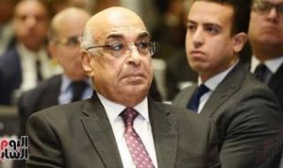 وزير
      العدل
      يصدر
      حركة
      ترقيات
      قطاع
      التفتيش
      الفنى
      بمصلحة
      الشهر
      العقارى