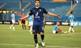 بيراميدز
      يحدد
      شروطه..
      الزمالك
      يطارد
      محمود
      صابر
      والصفقة
      تنتظر