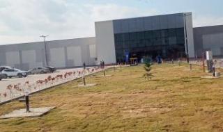 10
      مليارات
      جنيه
      استثمارات
      فى
      أول
      منطقة
      تجارية
      بالبحيرة
      على
      مساحة
      96
      فدانا