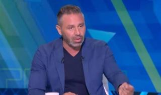 نزل
      الملعب
      مكروش
      وضيع
      الفرص