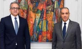 وزير
      الخارجية
      يستقبل
      المرشح
      المصرى
      لمنصب
      مدير
      عام
      اليونسكو