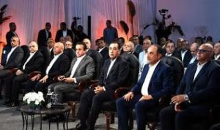 رئيس
      الوزراء
      يستعرض
      الأداء
      الاقتصادي
      ومشروعات
      التطوير
      بالشركة
      القابضة
      للأدوية