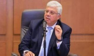 100
      كلية
      للذكاء
      الاصطناعى
      بالجامعات
      المصرية
      يدرس
      بها
      أكثر
      من
      150
      ألف
      طالب