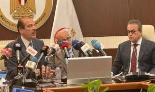 نائب
      وزير
      الصحة:
      60%؜
      من
      الفيروسات
      التنفسية
      المنتشرة
      أنفلونزا