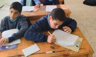 كام
      يوم
      إجازة؟..
      تفاصيل
      عطلة
      نصف
      العام
      لصفوف
      النقل
      والإعدادية