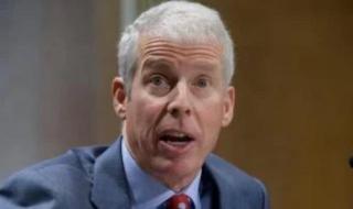 وزير
      الطاقة
      الأمريكى:
      واشنطن
      ستدير
      مبيعات
      النفط
      الفنزويلى
      لفترة
      غير
      محددة