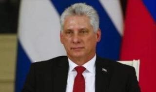 الرئيس
      الكوبي:
      بلادنا
      مستعدة
      للدفاع
      عن
      استقلالها
      حتى
      آخر
      قطرة
      دم