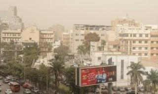 تحذير
      جديد
      للأرصاد:
      الرياح
      سرعتها
      يصل
      60
      كم
      والرؤية
      أقل
      من
      500
      متر
