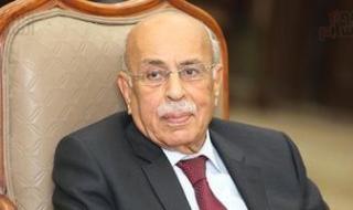 جنازة
      الدكتور
      مفيد
      شهاب
      عقب
      صلاة
      العصر
      من
      مسجد
      المشير
      طنطاوى
