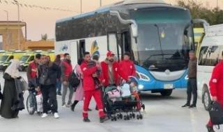 مد
      غزة
      بـ180
      ألف
      سلة
      غذائية
      ومستلزمات
      شتوية
      ضمن
      قافلة
      زاد
      العزة
      الـ144