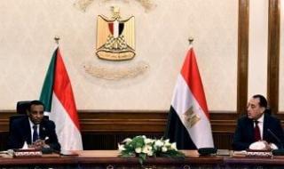 جلسة
      مباحثات
      ثنائية
      بين
      مصطفى
      مدبولى
      ورئيس
      مجلس
      الوزراء
      الانتقالى
      السودانى
