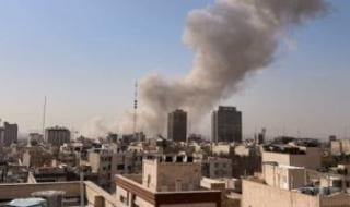 فريق
      عمل
      CNN:
      دوي
      خمسة
      انفجارات
      كبيرة
      في
      دبي
