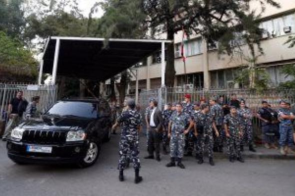النائب العام اللبنانى يكلف الأمن بالقبض على المتلاعبين بالنقد الوطنى والأجنبي