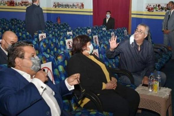 وزيرة الثقافة تسلم شهادات تخرج الدفعة الأولى من "مواهب مصر" على مسرح متروبول