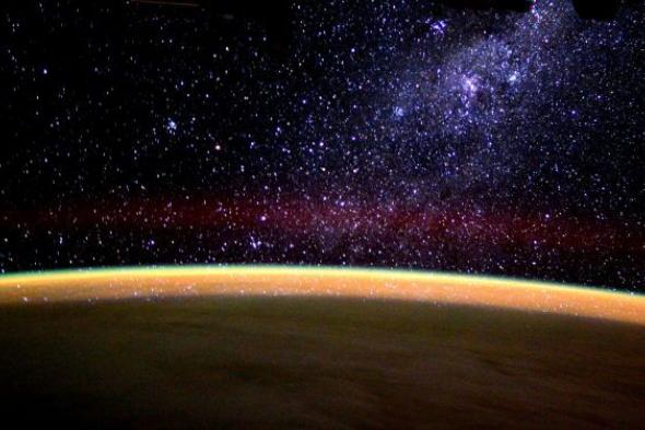 "مكعب خشبي" صغير للأطفال ينفذ مهمة في الفضاء... صور وفيديو