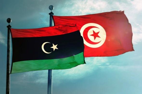ليبيا تغلق منافذها البرية والجوية مع تونس