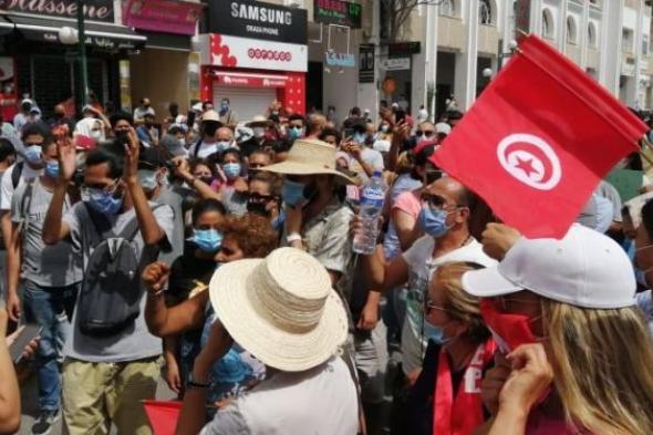 اتحاد الشغل في تونس يدعو قيادته التنفيذية إلى اجتماع طارئ لمناقشة قرارات الرئيس قيس سعيد