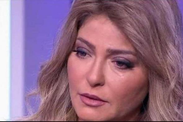في مداخلتها مع عمرو أديب.. علا غانم تستغيث من زوجها.. وتؤكد: "بلطجية طردني من بيتي بالروب"