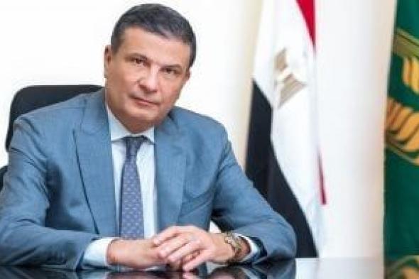 وزير
      الزراعة
      يكلف
      "الأقنص"
      رئيسا
      لهيئة
      الخدمات
      البيطرية