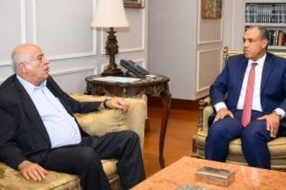 وزير
      الخارجية
      يستعرض
      جهود
      مصر
      لوضع
      حد
      للحرب
      الإسرائيلية
      على
      قطاع
      غزة