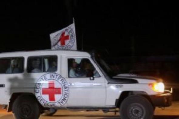 جيش
      الاحتلال
      يتسلم
      3
      جثث
      عبر
      الصليب
      الأحمر
      وينقلها
      للفحص
      الطبى
      الشرعى