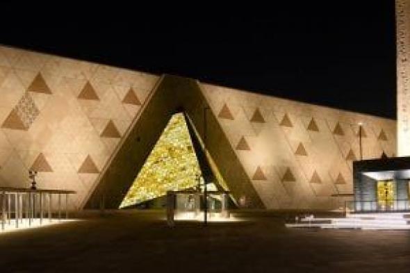 أكاديميون
      لـBBC:
      المتحف
      المصرى
      الكبير
      يعزز
      موقف
      مصر
      لاستعادة
      حجر
      رشيد