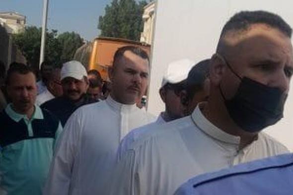 إقبال
      كثيف
      للمصريين
      فى
      جدة
      للإدلاء
      بأصواتهم
      فى
      انتخابات
      النواب..
      صور