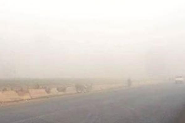 غلق
      الطريق
      الصحراوى
      من
      بوابات
      الإسكندرية
      لوجود
      شبورة
      مائية
      تعيق
      الرؤية