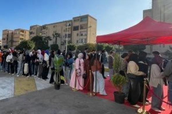 كثافة
      أمام
      لجان
      التجمع
      الخامس
      قبل
      التصويت
      ثانى
      أيام
      انتخابات
      النواب..
      صور