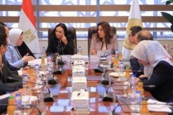 وزيرتا
      التنمية
      والتضامن
      تبحثان
      دعم
      الجهود
      لمساندة
      الفلسطينين