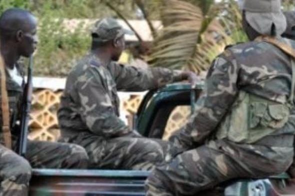 إغلاق
      شامل
      وحدود
      مغلقة..
      غينيا
      بيساو
      تدخل
      أخطر
      ساعاتها
      فماذا
      يحدث
      هناك؟