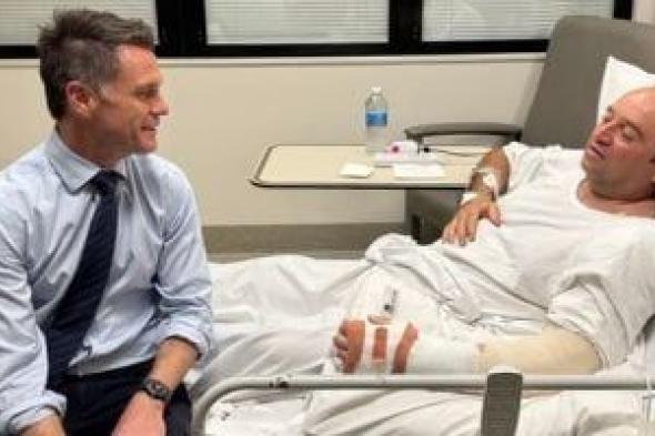 زاره
      رئيس
      وزراء
      الولاية..
      لماذا
      خاطر
      أحمد
      الأحمد
      بحياته
      لنزع
      سلاح
      مرتكب
      هجوم
      سيدنى؟