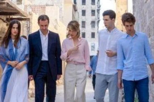 ترف
      ودروس
      فى
      طب
      العيون..
      كيف
      يعيش
      الأسد
      فى
      روسيا؟..
      مصادر
      تكشف
      التفاصيل