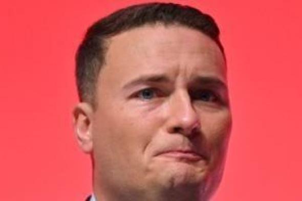 إضراب
      الأطباء
      يكلف
      بريطانيا
      ربع
      مليار
      إسترلينى..
      ووزير
      الصحة
      يعتذر..
      ما
      القصة؟