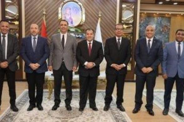 وزارة
      التضامن:
      دعم
      نقدى
      لـ1,3
      مليون
      شخص
      من
      ذوى
      الإعاقة