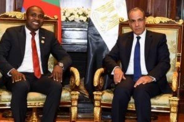 وزير
      الخارجية
      بدر
      عبد
      العاطى
      يلتقى
      وزير
      خارجية
      جزر
      القمر
      محمد
      مباى