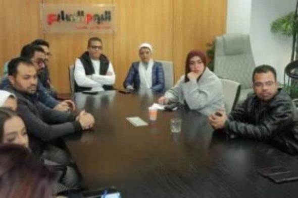 كيف
      يستفيد
      الصحفي
      من
      الذكاء
      الاصطناعي؟..
      تدريب
      عملي
      داخل
      صالة
      تحرير
      اليوم
      السابع