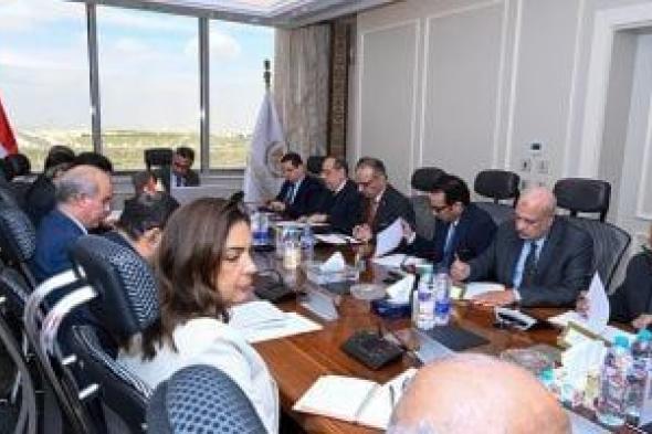 وزير
      التموين
      يتابع
      انتظام
      العمل
      بمنظومة
      الطحن
      والاطمئنان
      على
      جودة
      الدقيق
      المدعم