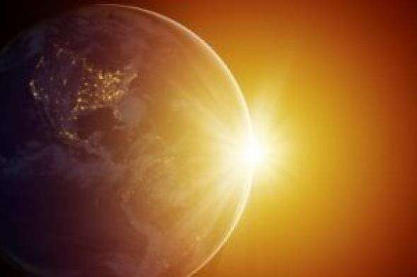 «الحضيض
      الشمسى»..
      الأرض
      أقرب
      بـ5
      ملايين
      كيلومتر
      من
      الشمس
      اليوم