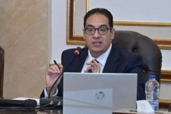 رئيس
      جامعة
      القاهرة
      يصدر
      قرارات
      بتعيين
      وكلاء
      كليات
      ورؤساء
      أقسام
      وقيادات
      أكاديمية